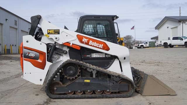 Image of Bobcat T86 equipment image 3