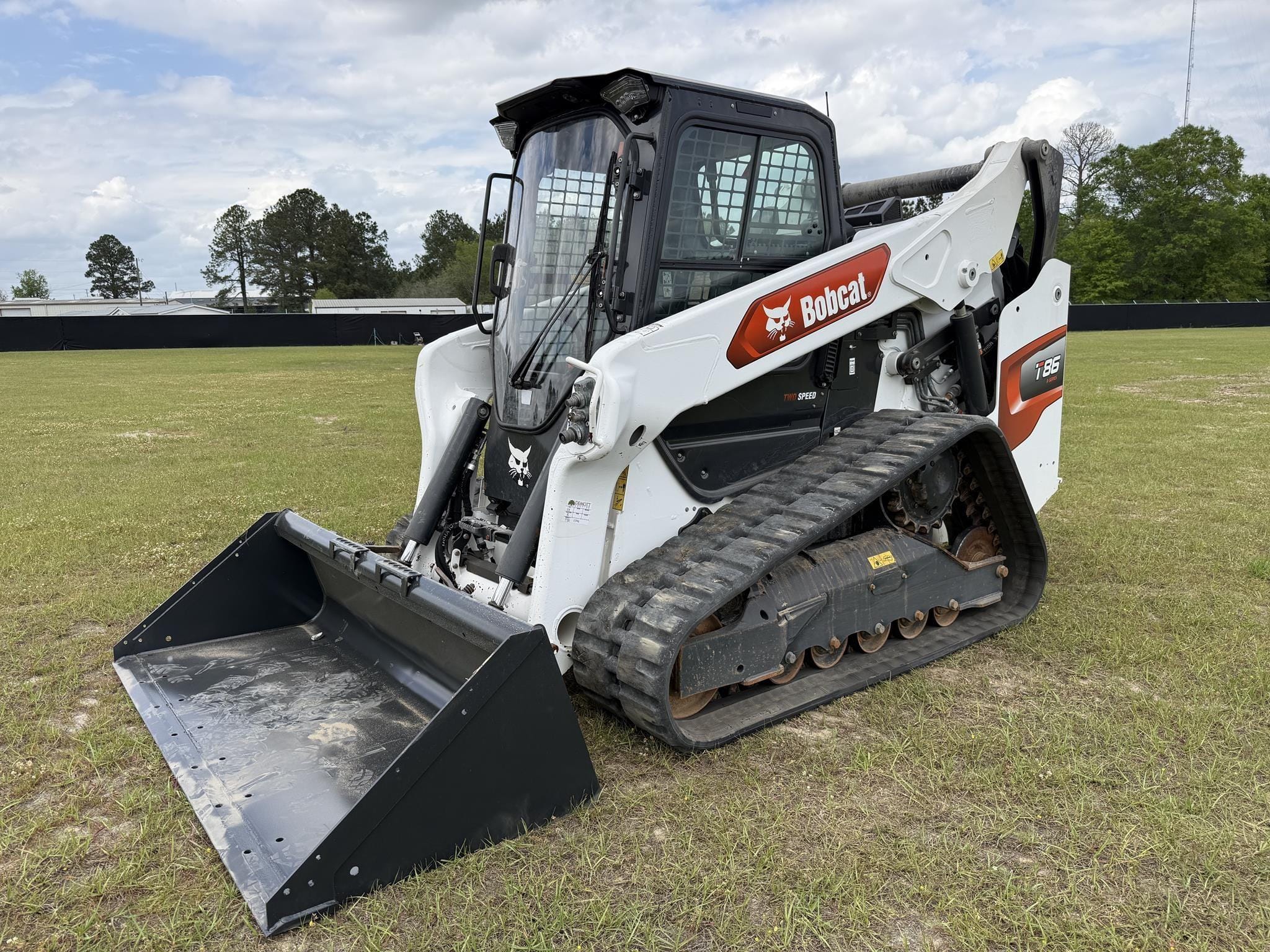 2024 Bobcat T86 Equipment Image0