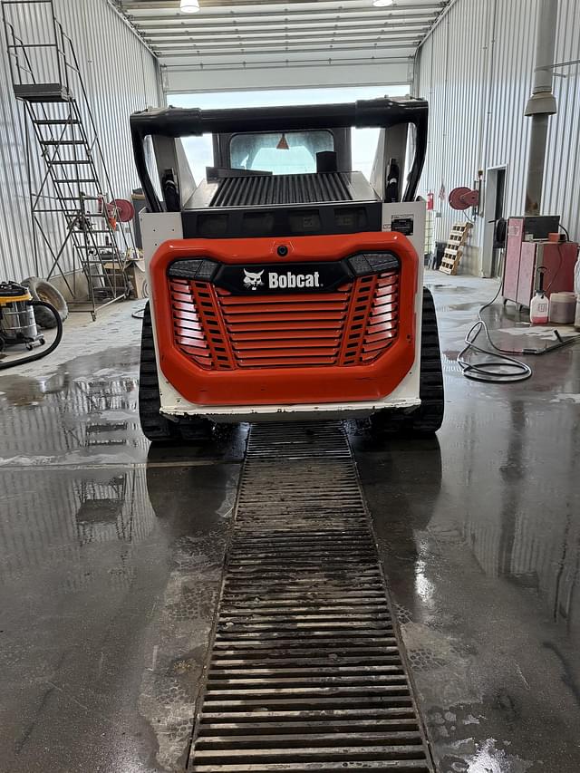 Image of Bobcat T86 equipment image 2