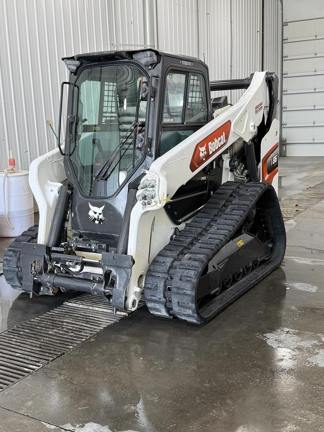 Image of Bobcat T86 Primary image