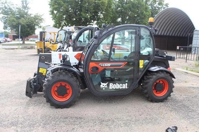 Image of Bobcat TL519 equipment image 1
