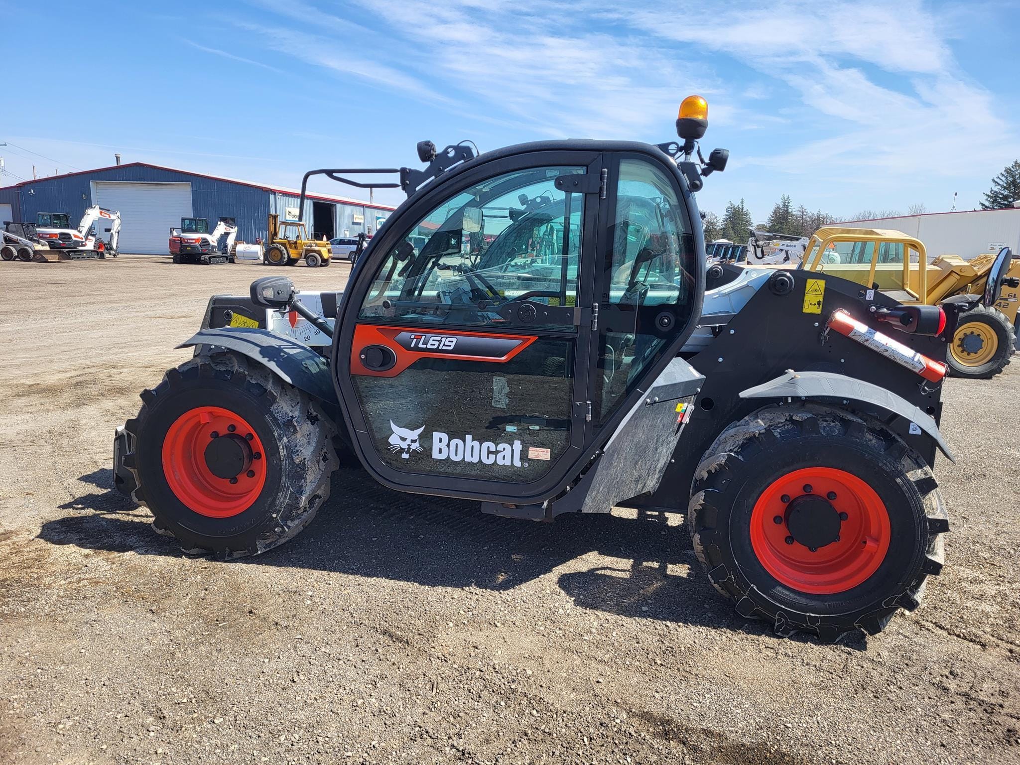 2024 Bobcat TL619 Equipment Image0
