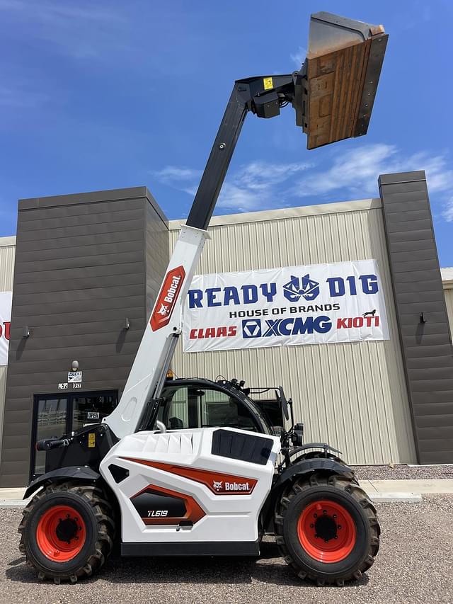 Image of Bobcat TL619 equipment image 3