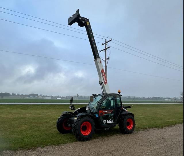 Image of Bobcat TL619 equipment image 2