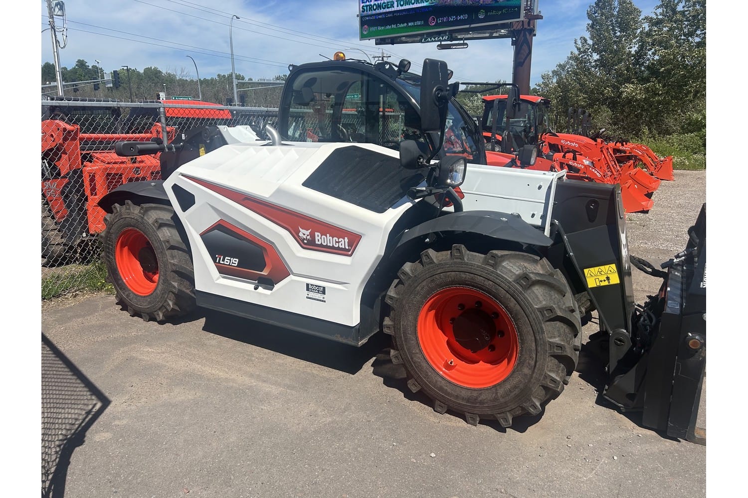 2024 Bobcat TL619 Equipment Image0