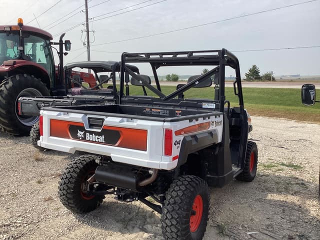 Image of Bobcat UV34 equipment image 3