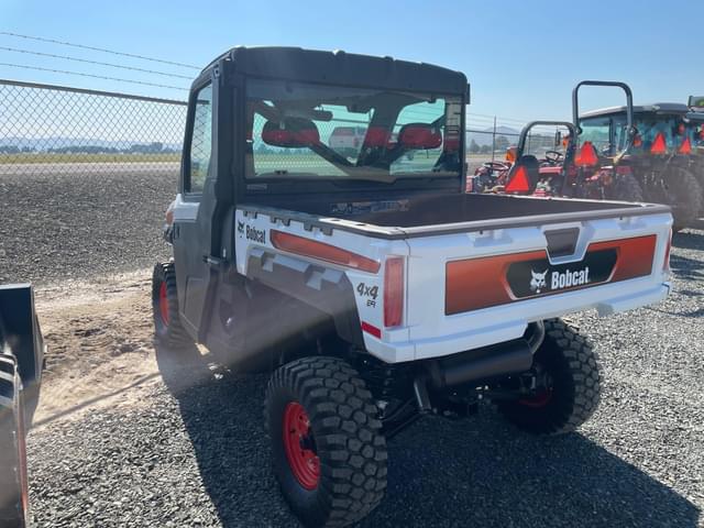 Image of Bobcat UV34 equipment image 2