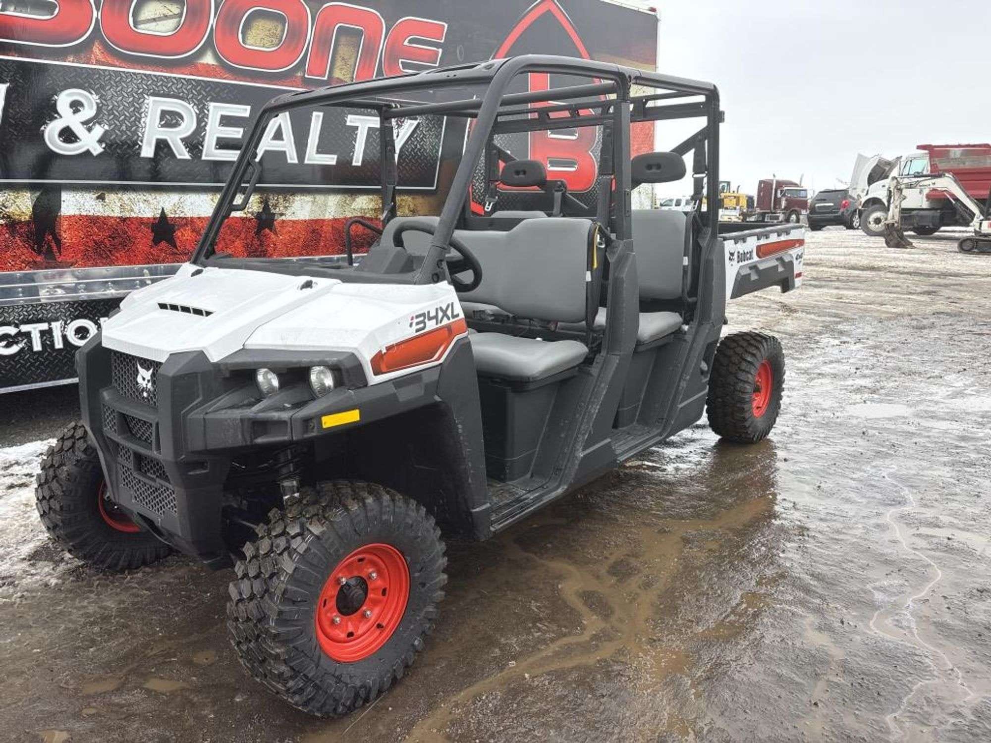 2024 Bobcat UV34XL Image