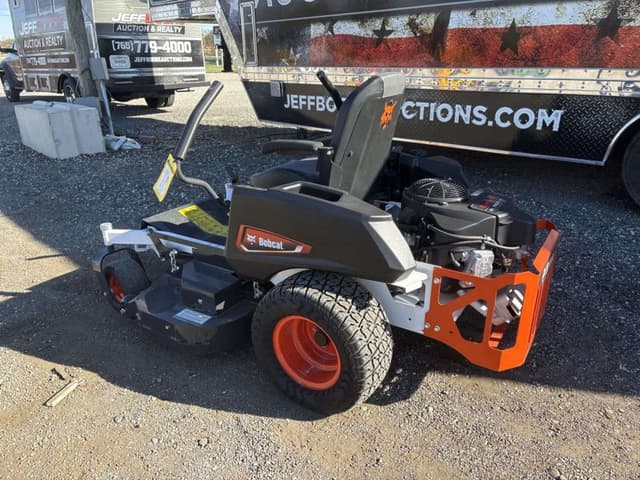 Image of Bobcat ZT2000 equipment image 1