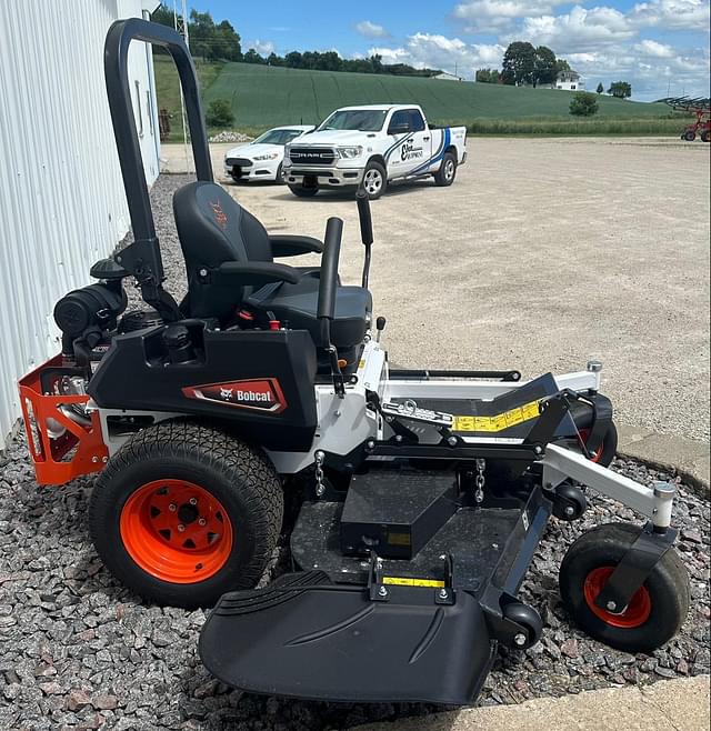 Image of Bobcat ZT3500 equipment image 3