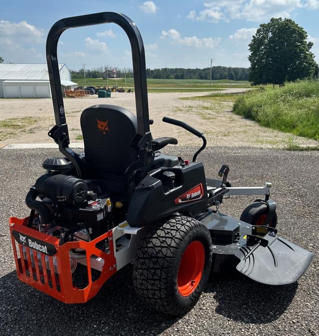 Image of Bobcat ZT5000 equipment image 4