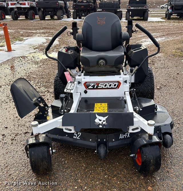 Image of Bobcat ZT5000 equipment image 1