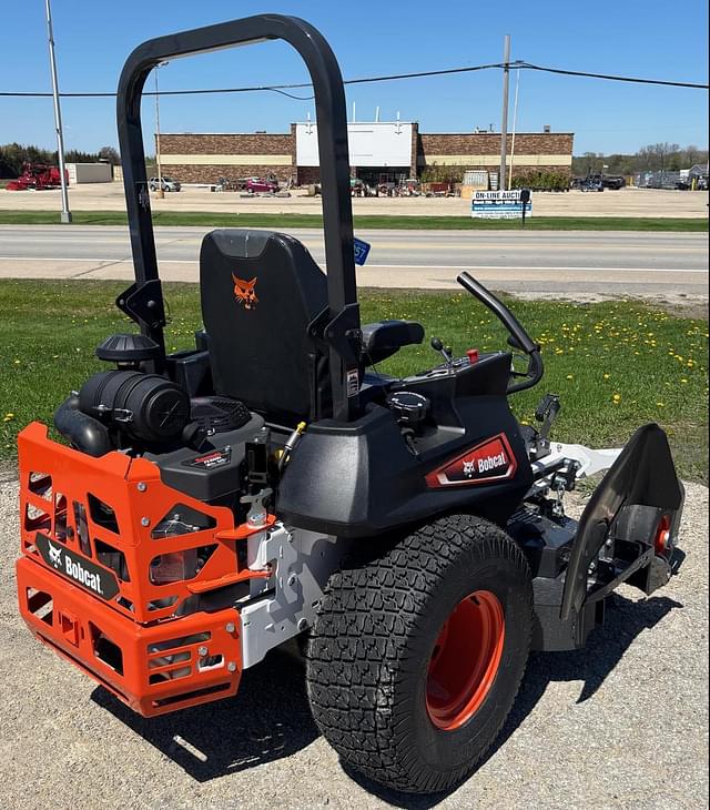 Image of Bobcat ZT7000 equipment image 4