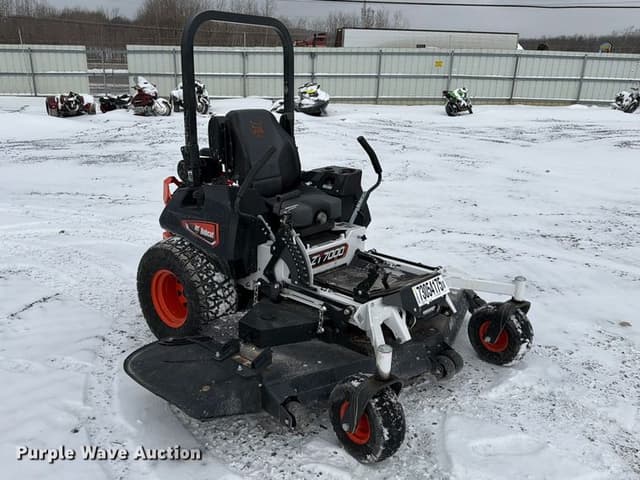 Image of Bobcat ZT7000 equipment image 2