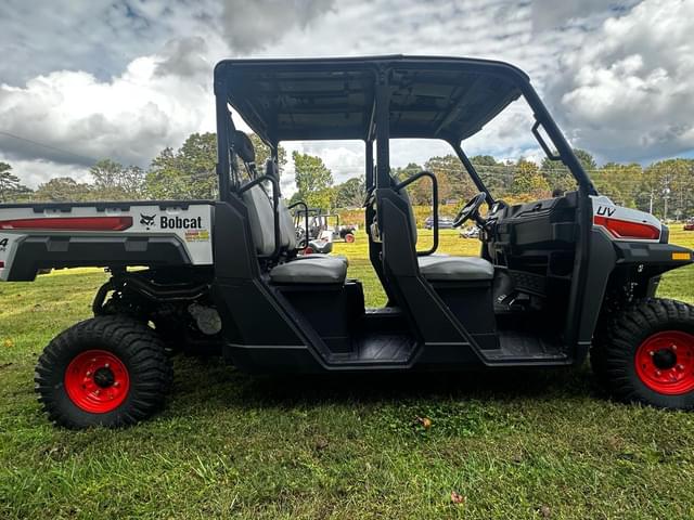 Image of Bobcat UV34XL equipment image 2