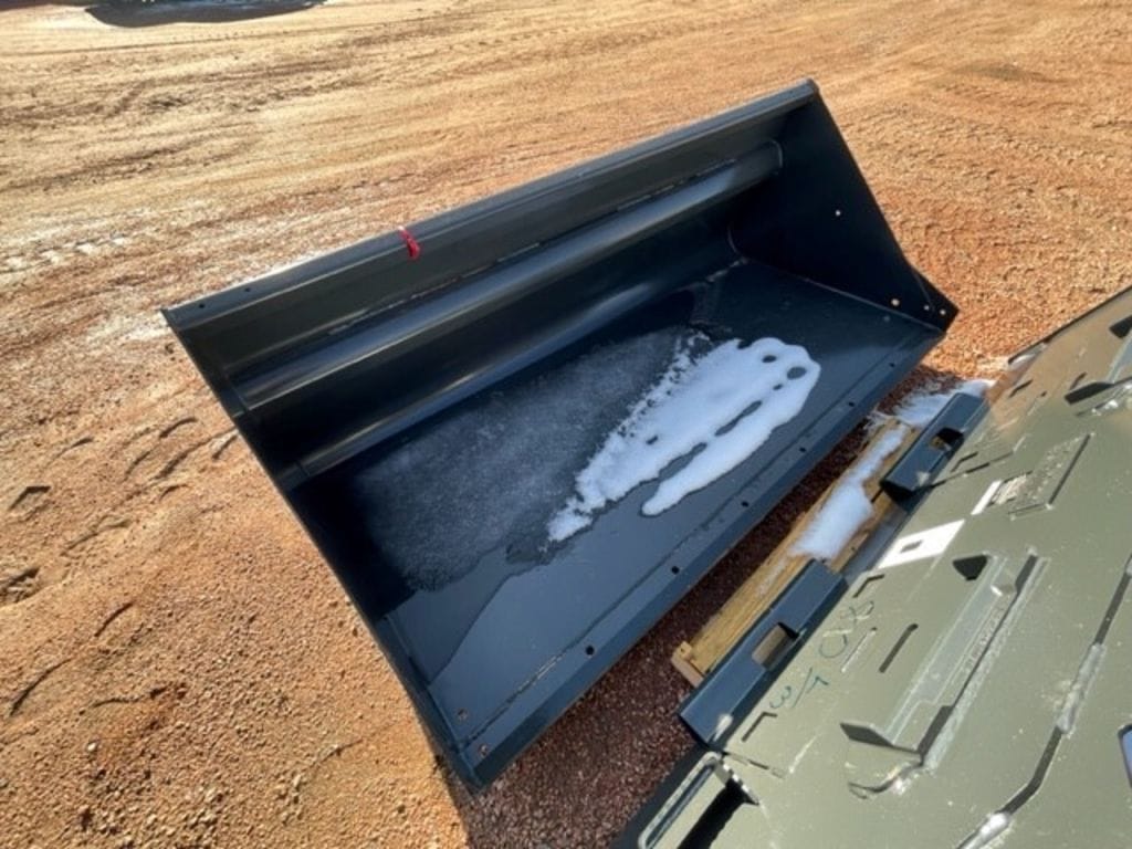 2024 Bobcat Bucket Equipment Image0