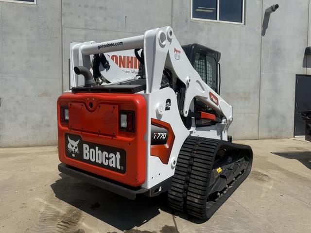 Image of Bobcat T770 equipment image 2