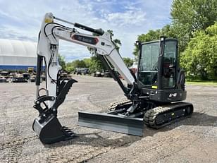 Main image Bobcat E48 0