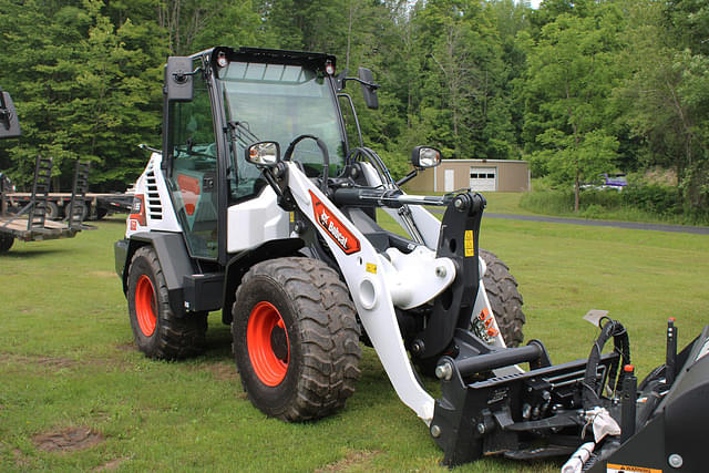 Image of Bobcat L85 equipment image 2