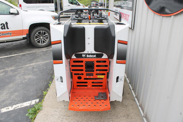 Image of Bobcat MT100 equipment image 4