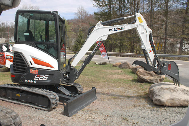 Image of Bobcat E26 equipment image 1