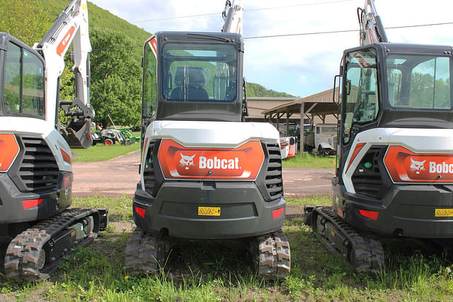 Image of Bobcat E32 equipment image 3