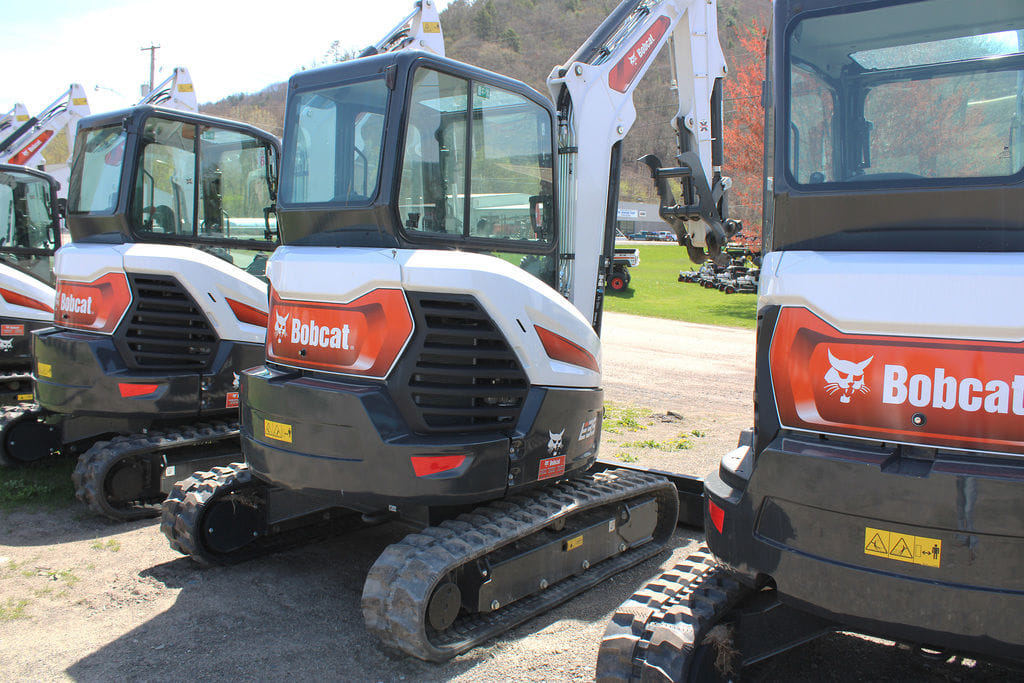 Main image Bobcat E35