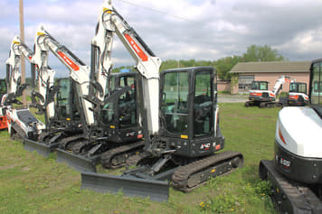 Main image Bobcat E40