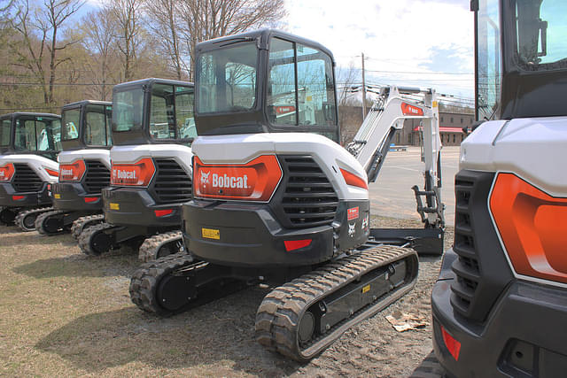 Image of Bobcat E40 equipment image 4
