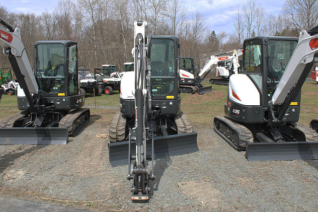 Image of Bobcat E40 equipment image 1