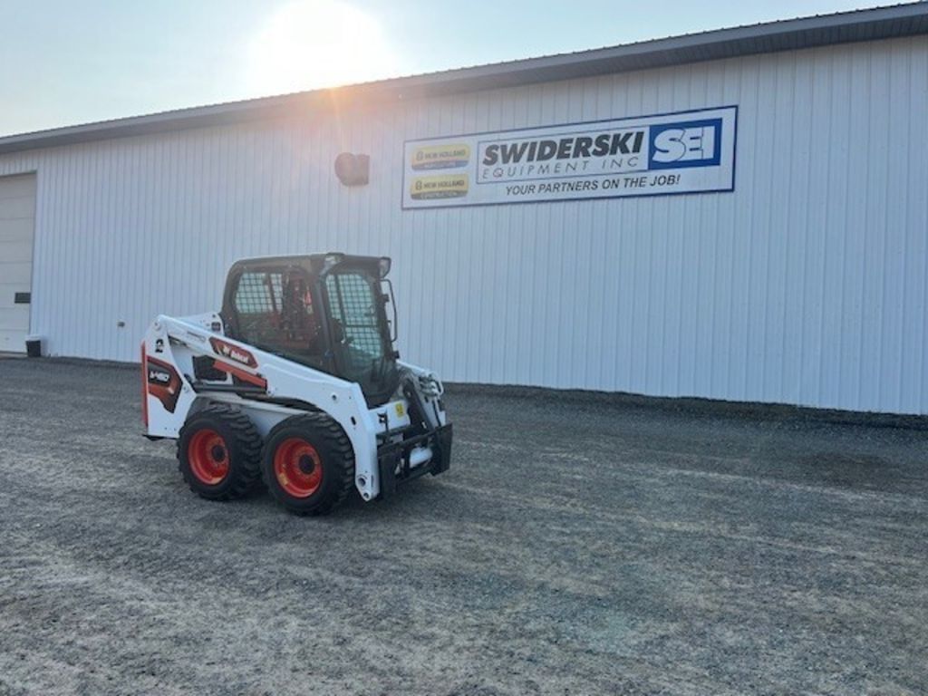 2024 Bobcat S450 Equipment Image0