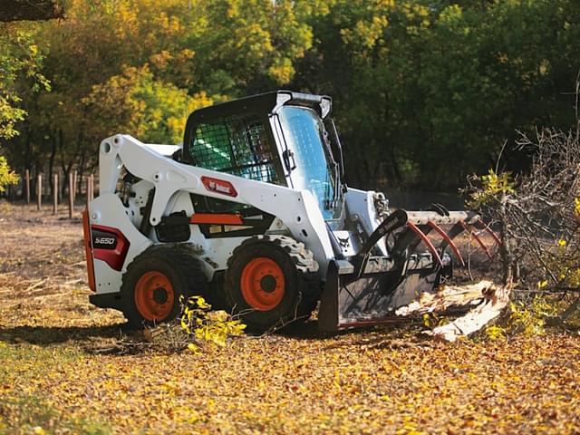 Image of Bobcat S650 equipment image 3