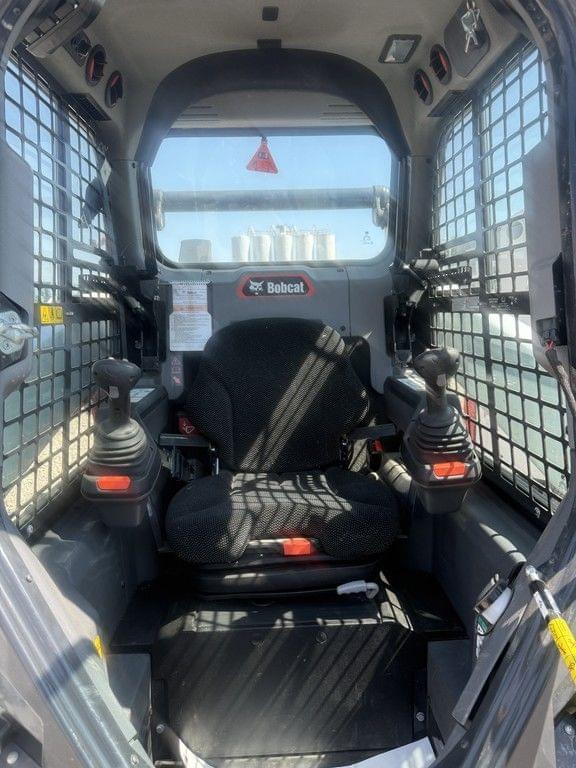 Image of Bobcat S76 equipment image 4