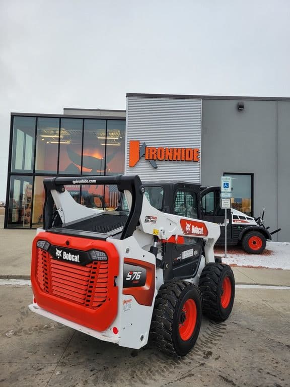 Image of Bobcat S76 equipment image 2