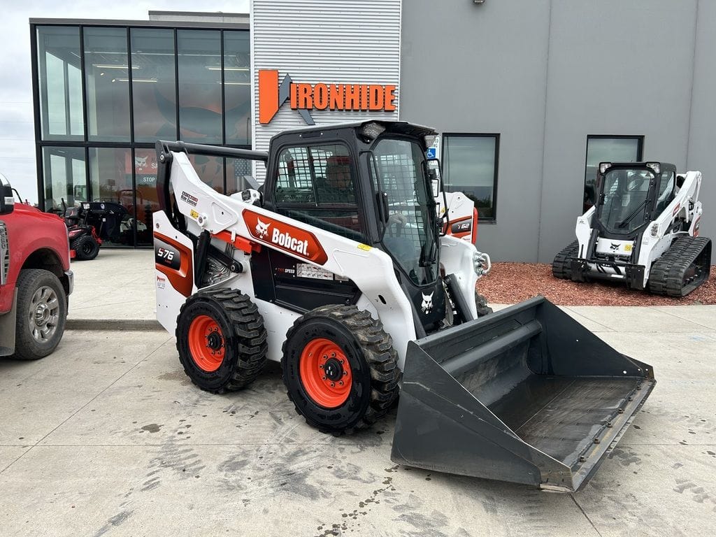 2024 Bobcat S76 Equipment Image0