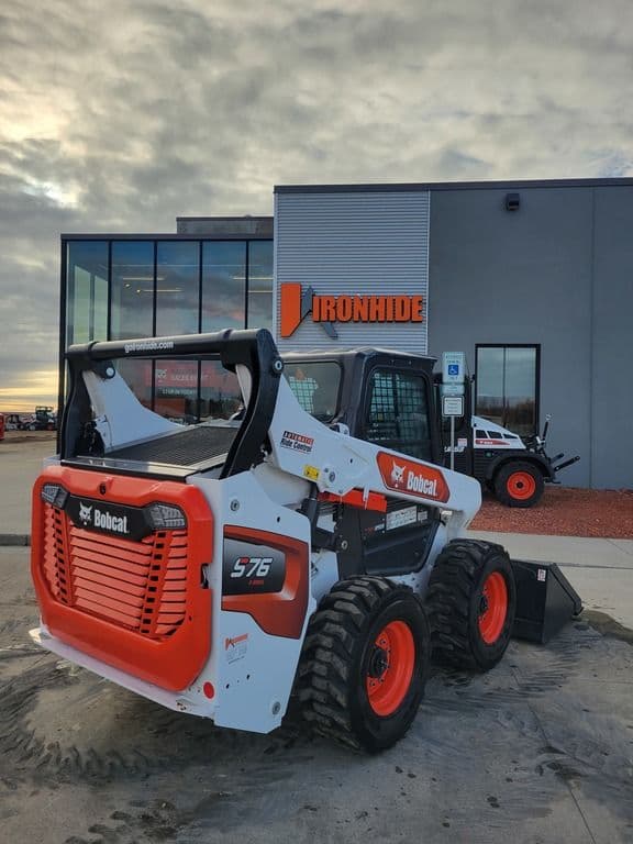 Image of Bobcat S76 equipment image 3