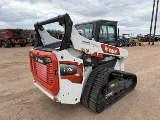 Image of Bobcat T76 equipment image 4