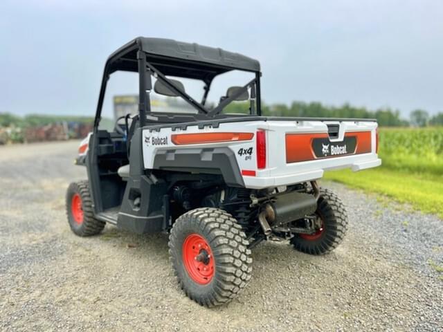 Image of Bobcat UV34 equipment image 3