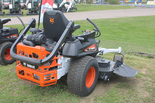 Image of Bobcat ZT7000 equipment image 3