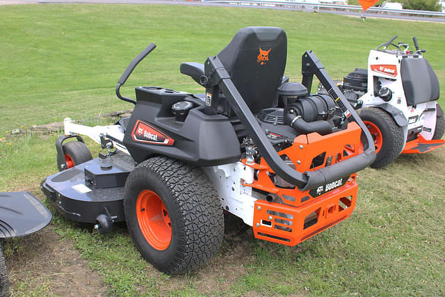 Image of Bobcat ZT7000 equipment image 2