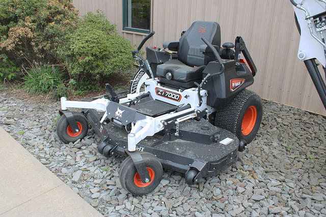 Image of Bobcat ZT7000 equipment image 2