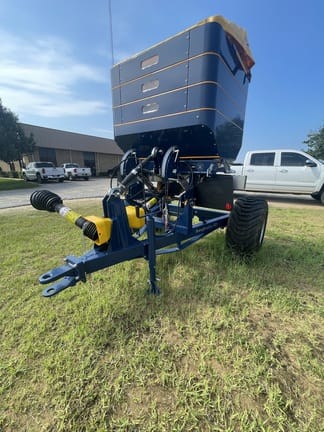 2024 Bogballe L15 Equipment Image0