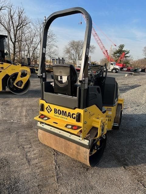 Image of Bomag BW120AD-5 equipment image 2