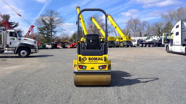 Image of Bomag BW120SL-5 equipment image 2