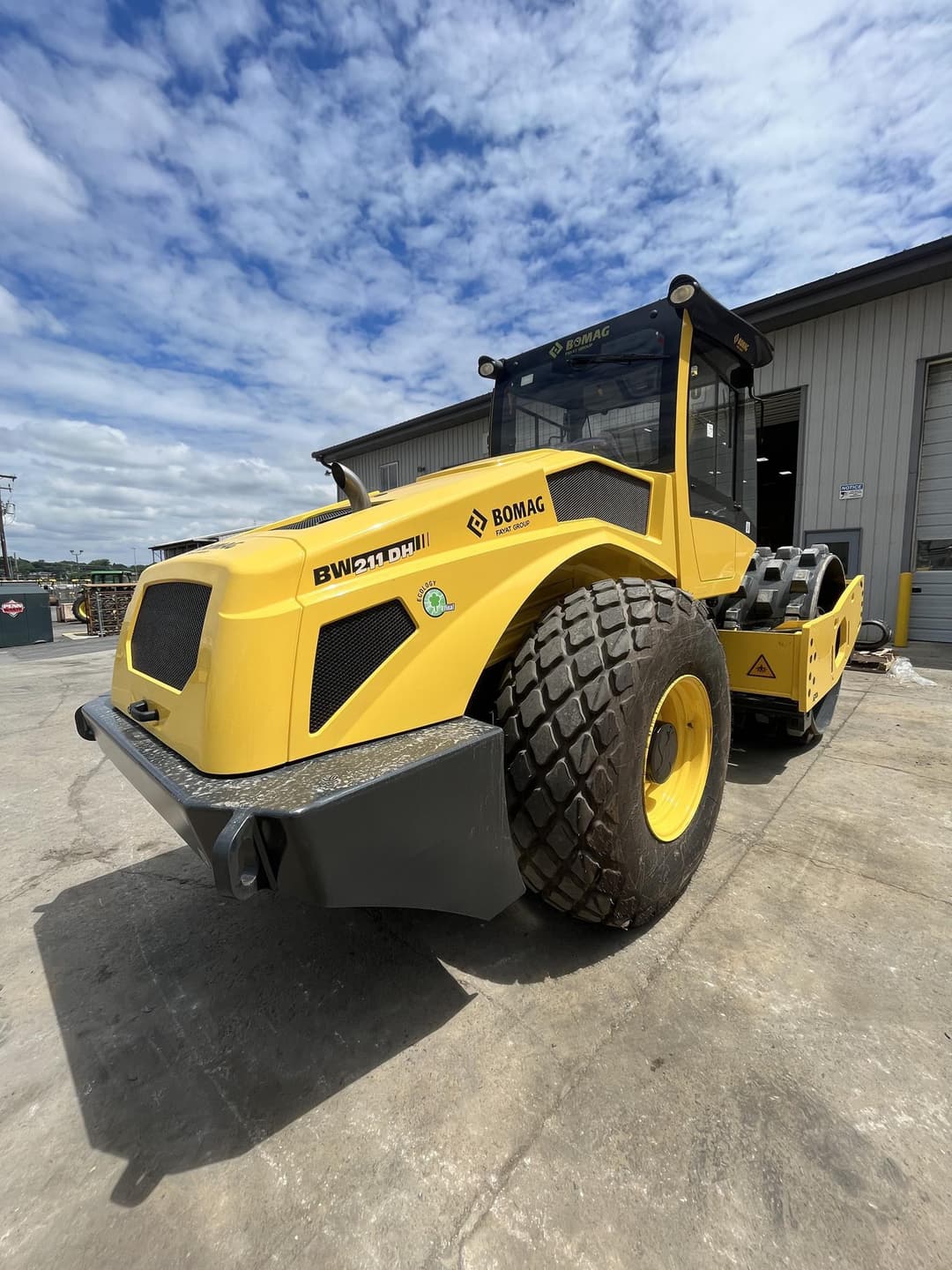 Image of Bomag BW211DH-5 Image 1