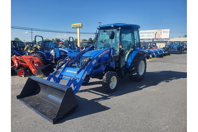 Image of New Holland Boomer 40 equipment image 1