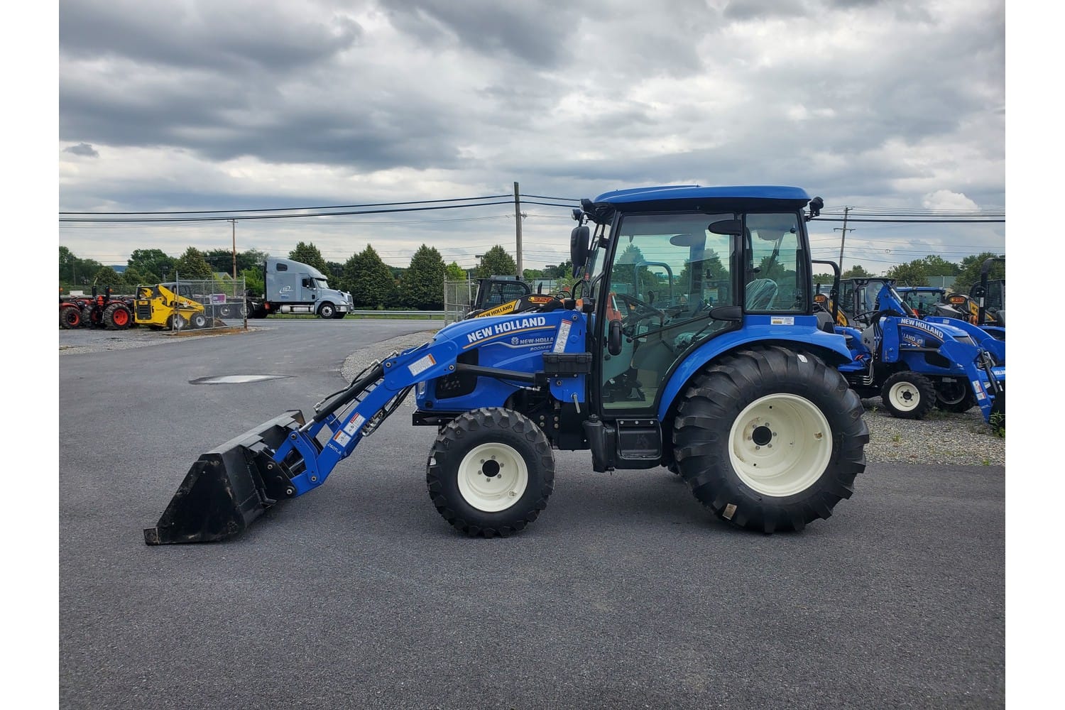 2024 New Holland Boomer 50 Equipment Image0