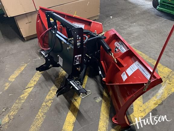 Image of Boss 6'6" V Blade equipment image 3