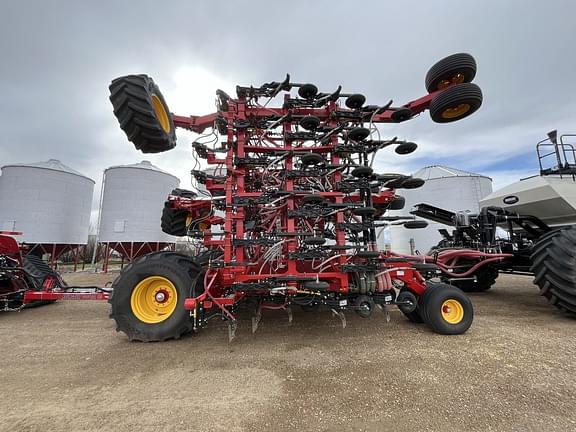 Image of Bourgault 3335 equipment image 2