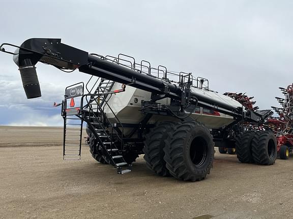 Image of Bourgault 3335 equipment image 4